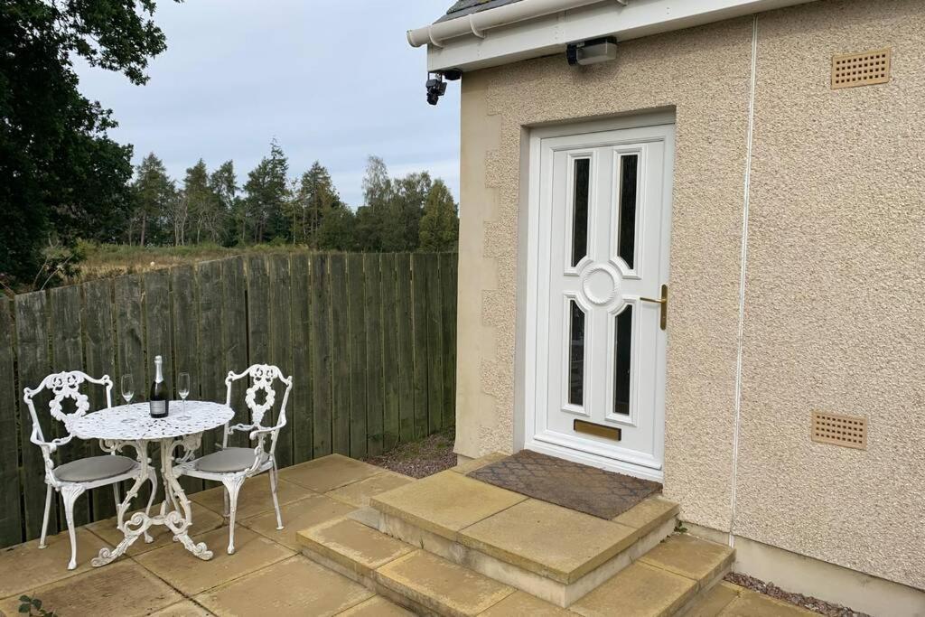 Ferienwohnung The Nest - Near Inverness & Loch Ness Exterior foto